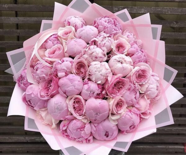 Romantic Bouquet "Peonia"