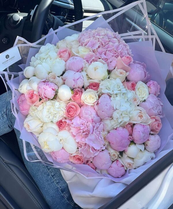 Romantic Bouquet "Kamilla"